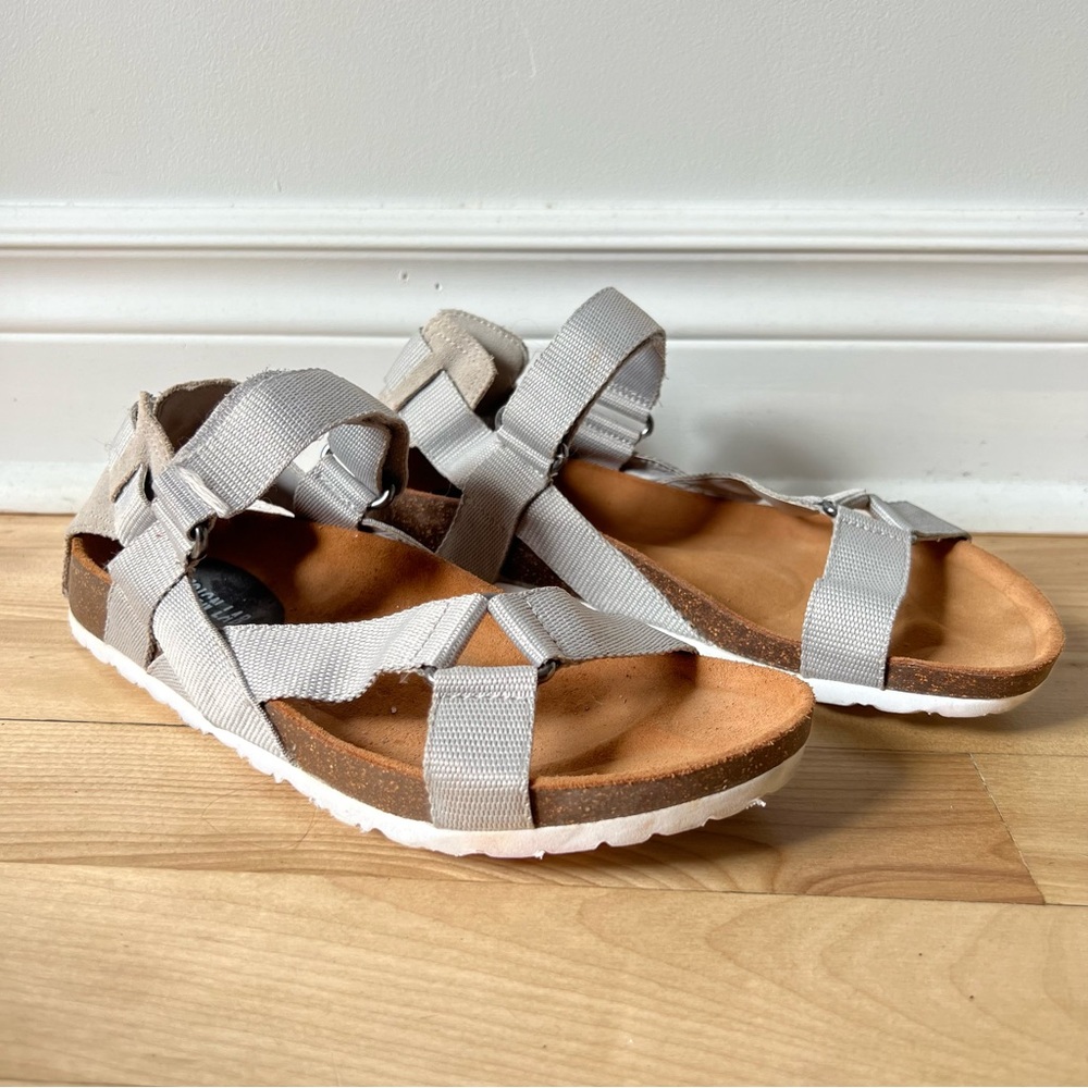 Design Lab Gray Sporty Sandals